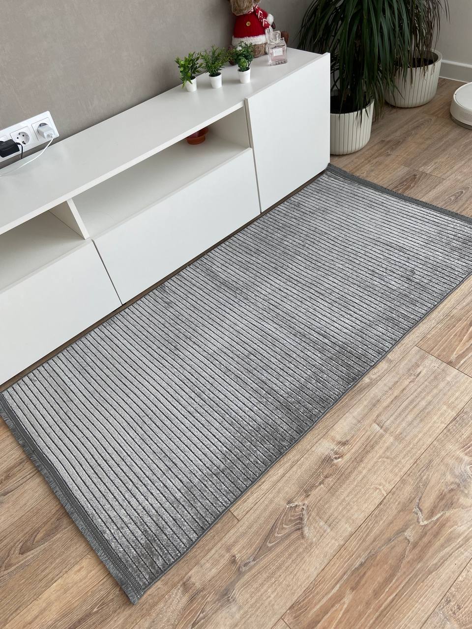 Ковры LINE (Турция) 1,2х1,8 прямой LINE001 GREY